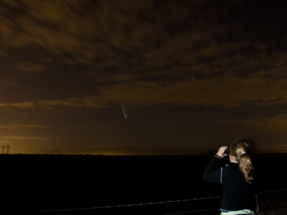 ga_CometMcN_20070124_G.jpg - Comet McNaught