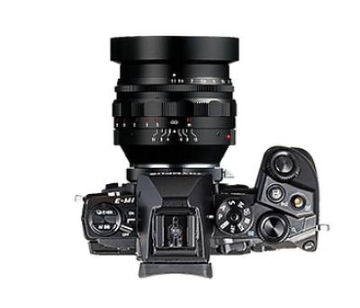 e-m1_with_nokton_50mm_f1.1.jpg